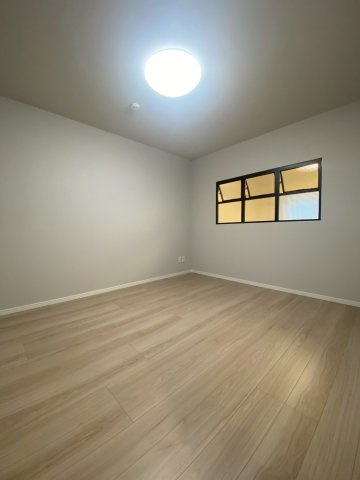 ワコーレロイヤルヒルズ横浜蒔田の洋室