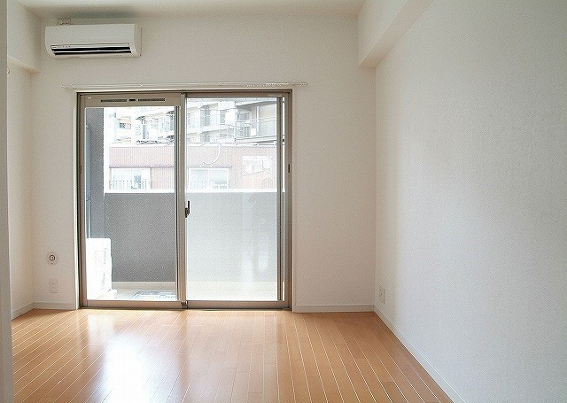 新品家具付きマンション住吉17(KaGood福岡)の洋室