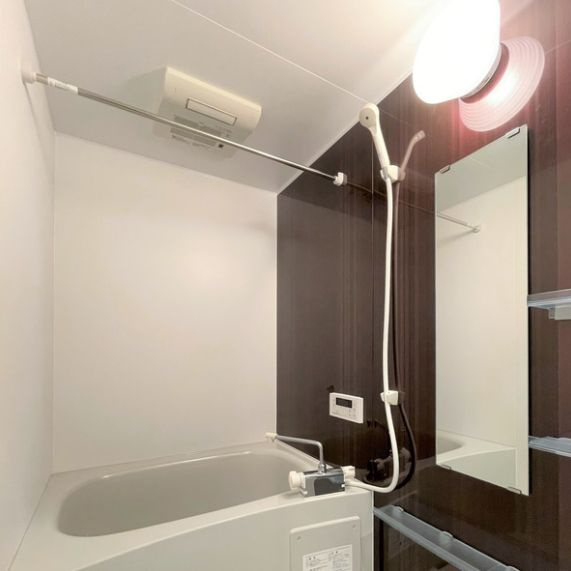 デ・コーニングの浴室|※別号室の参考写真です。