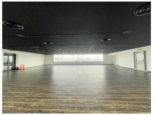 大和産業ビルの内装