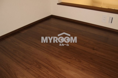 【寝室】 | アーバンプレイス高田馬場X | 使用目的色々♪窓付きロフトです