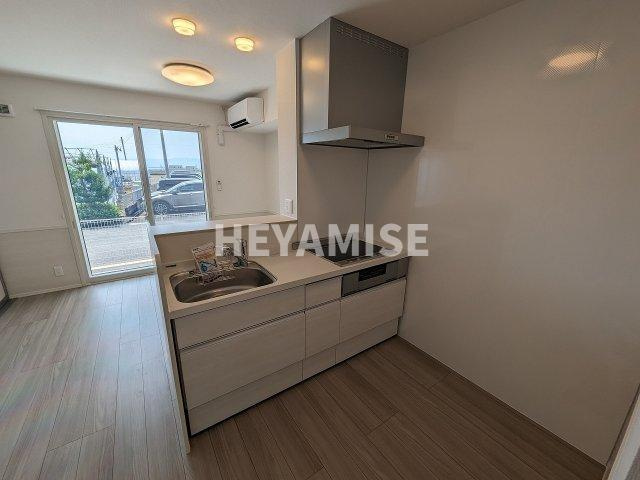 ハピネス古賀島B棟のキッチン|※室内画像は別号室のもの