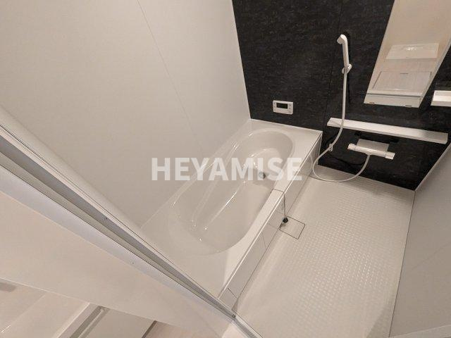 ハピネス古賀島B棟の浴室|※室内画像は別号室のもの