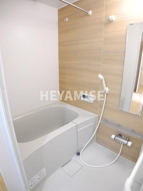 ラトゥール若葉の浴室|※反転タイプの間取りです※