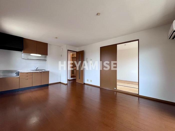 レジデンス原口Ⅱの居間・リビング