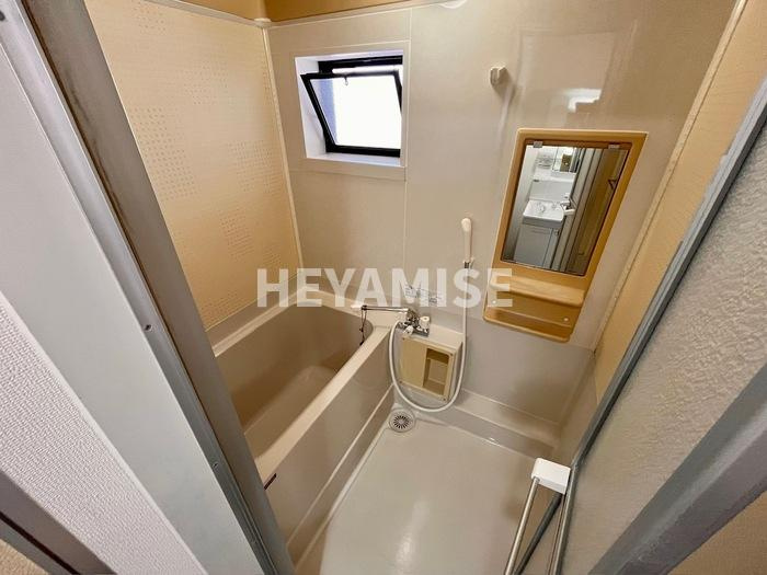 レジデンスIMAZU A棟の浴室