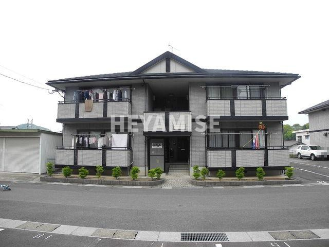 ロイヤルガーデン白岩B棟の外観