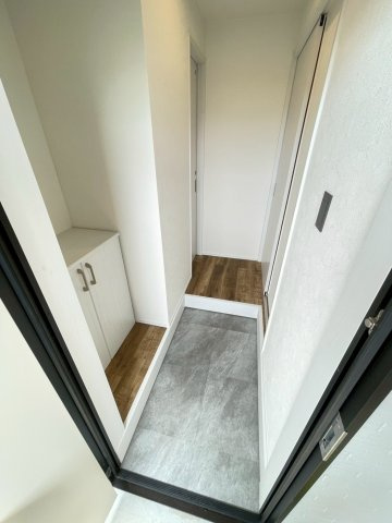 【玄関】