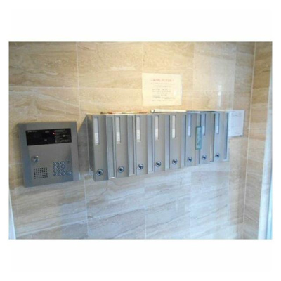 【セキュリティ】 | クレアーレ | オートロック付き。