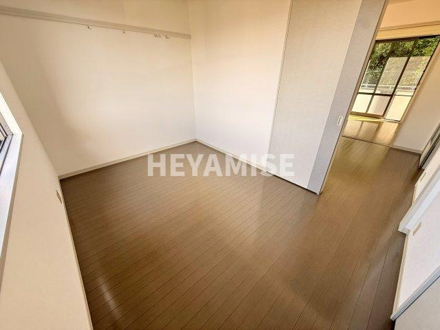 パークヒルズ桜の里　B棟の内装