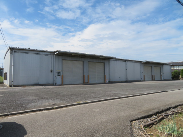 川越市大字鯨井の倉庫