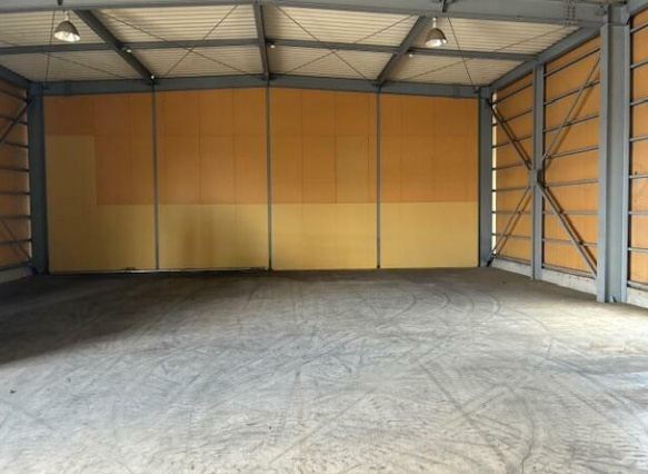 川越市大字鯨井の倉庫