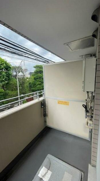 エスタ梅ヶ丘　浴室乾燥　IHコンロ　オートロックのバルコニー