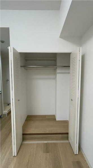 エスタ梅ヶ丘　浴室乾燥　IHコンロ　オートロックの収納