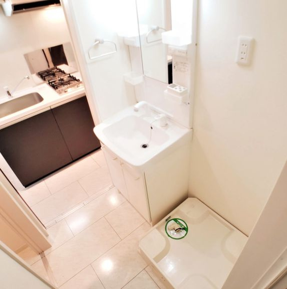 レ・フレールの洗面所|別室参考写真です。