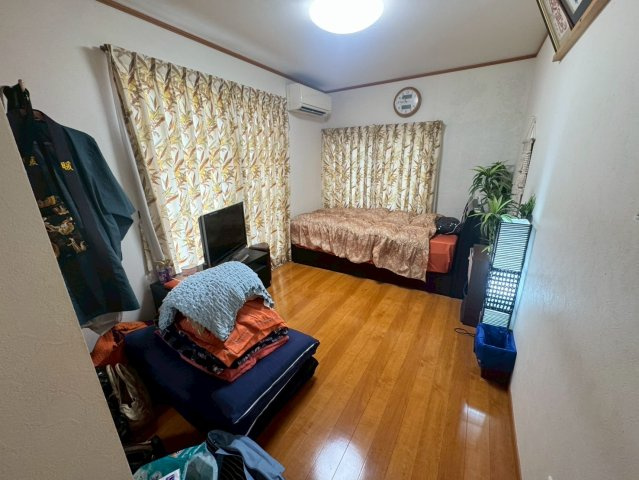 筑西市徳持　中古戸建の洋室