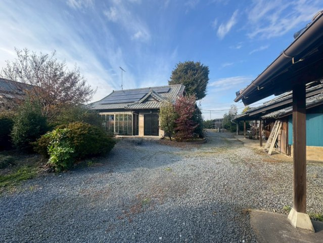 筑西市徳持　中古戸建の外観