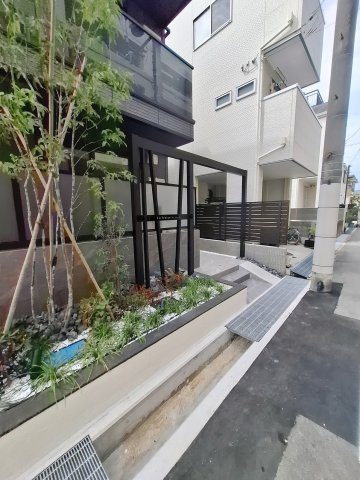 ラ　フレーズのエントランス