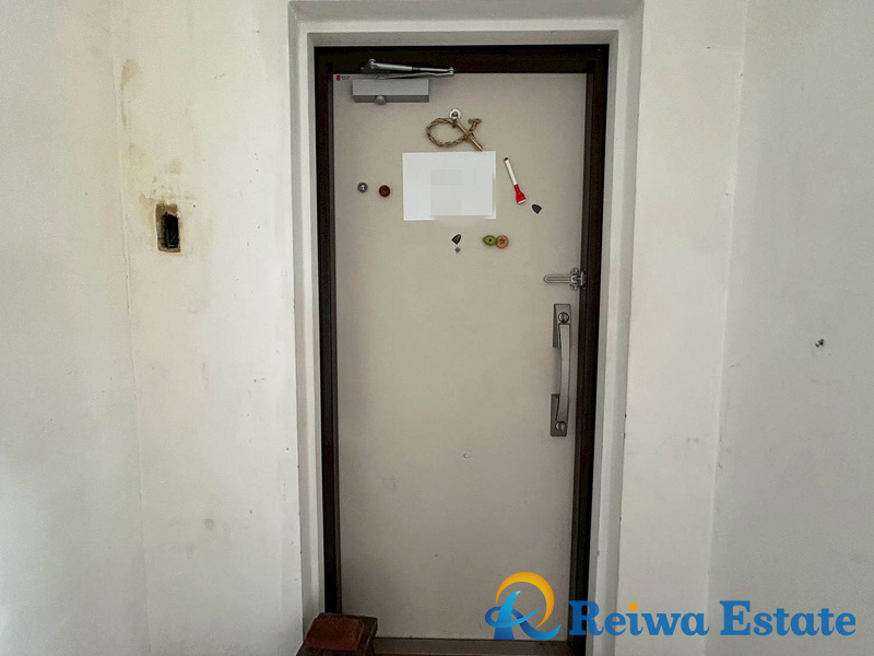 フドウ茅ヶ崎ハイツの玄関