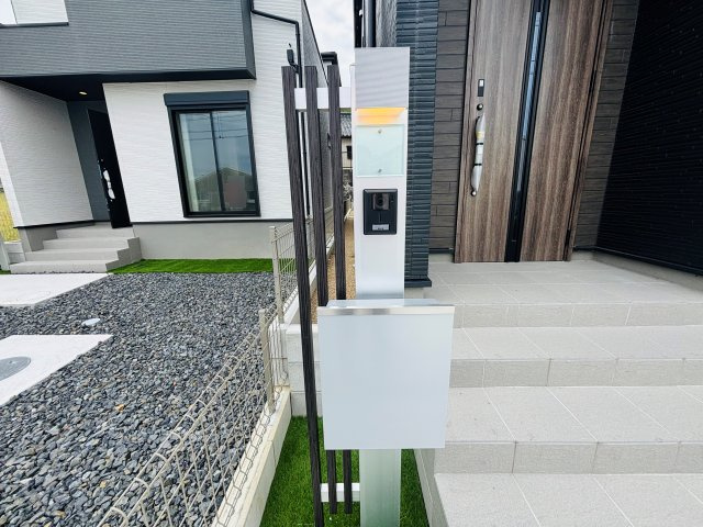 GRAFARE瀬戸市山の田町｜名古屋市の戸建ならホームアップのセキュリティ|来客時に便利なモニター付きインターホン