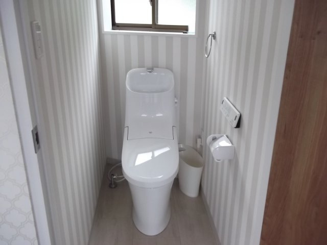  | 洲本市炬口　中古住宅 | トイレ画像