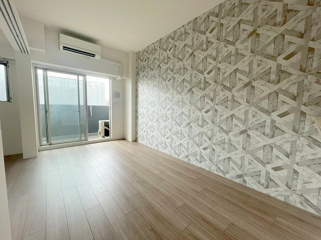 セレニテ新大阪プリエの居間・リビング