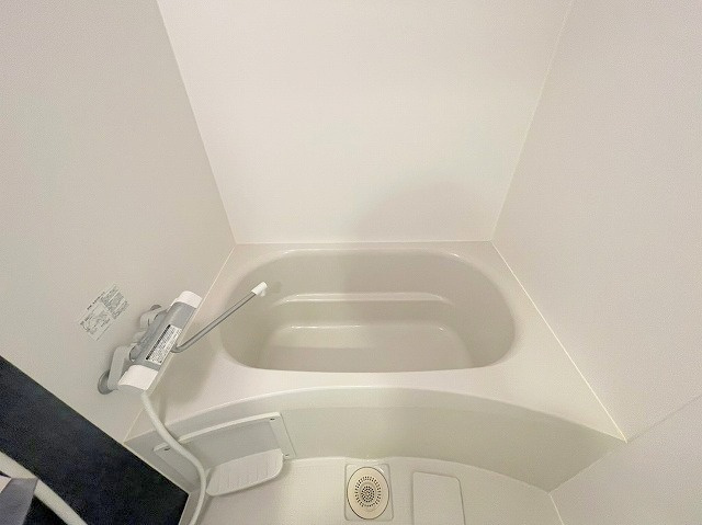 セレニテ新大阪プリエの浴室