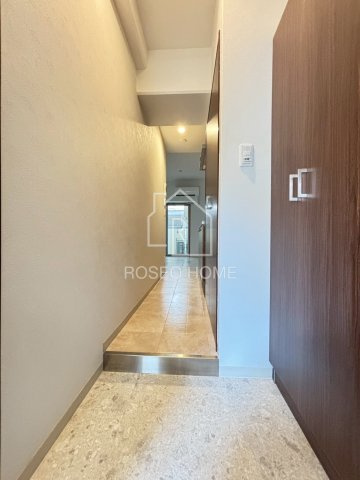 MT玉造の玄関|同マンション別部屋：参考写真