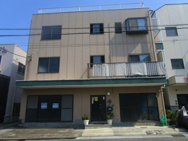 横浜市都筑区東山田４丁目の倉庫