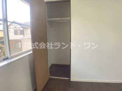 【収納】 | 所沢市中富南4丁目 | 約6帖の洋室にある収納