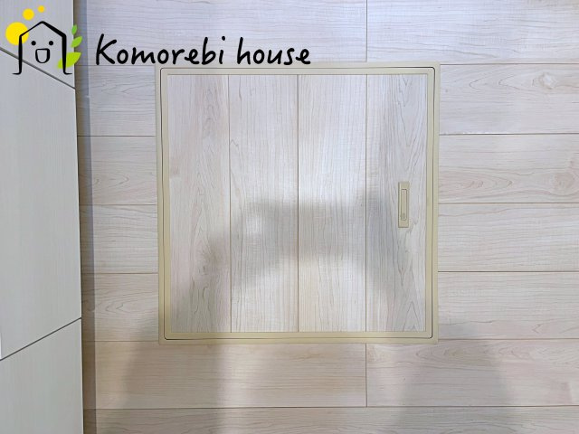 鴻巣市北新宿　第3　新築一戸建て　クレイドルガーデン　01の内装|床下収納です