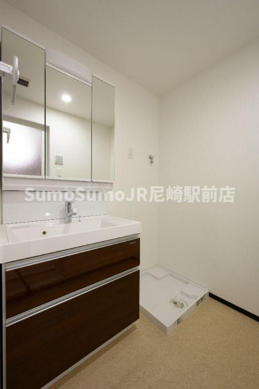 プレジオ御幣島の独立洗面台|使いやすい独立洗面台です