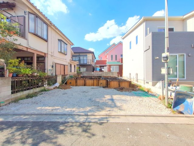 ふじみ野市桜ケ丘１丁目の新築一戸建の外観|2025年9月撮影　
急行停車駅「ふじみ野」駅利用で通勤・通学に便利！
住宅性能評価書付きの耐震新築一戸建て！
資料請求やご見学などお気軽にお問い合わせください。