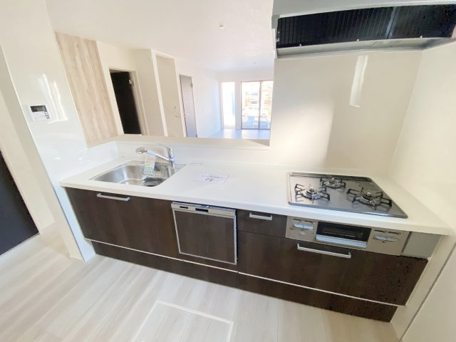 『八王子市新築戸建て』八王子市長房町268【仲介手数料無料】　４期のキッチン|～仲介手数料無料☆八王子ひなた不動産～　八王子市長房町　新築戸建て