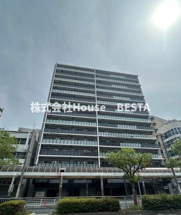 GENOVIA神戸湊川公園の外観
