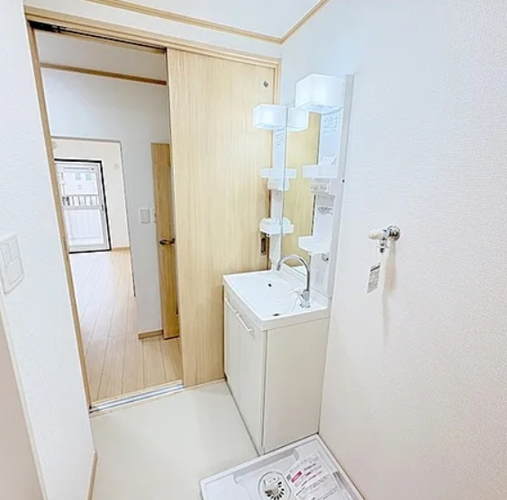 大宮七里グリーンハイツ6号棟の独立洗面台|独立洗面台で身支度をすべて済ませてしまいましょう