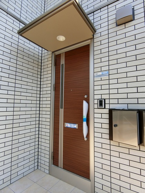 ＯＺ吉祥寺のロビー|★玄関ドア★