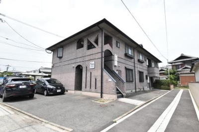 【エントランス】 | ティアラ中牟田 | エントランス写真