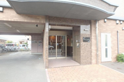 【エントランス】 | セラヴィ | エントランス写真