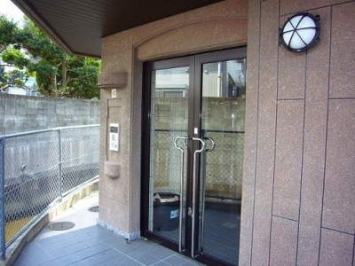 【エントランス】 | グランシャリオ竹下 | エントランス写真