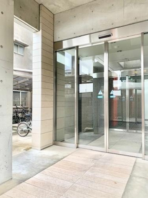 【エントランス】 | カーサ・アミータ | エントランス写真