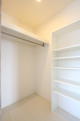 【洋室】 | フェリーチェ B棟 | 洋室/5.8帖/ウォークインクローゼット
