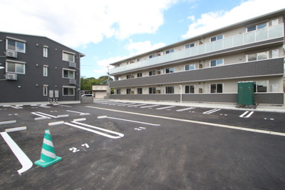 【駐車場】 | フェリーチェ A棟 | 駐車場