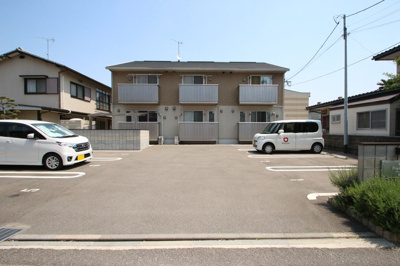 【駐車場】 | プランドール | 駐車場