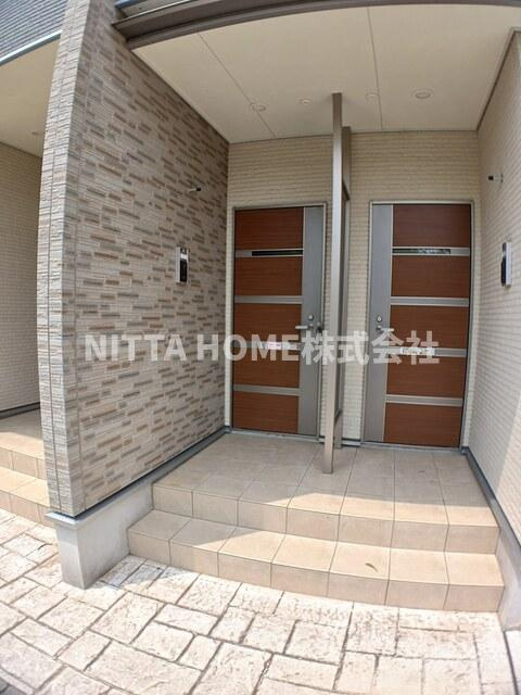 モス　フロックス　ノイのエントランス|物件外観写真になります◇