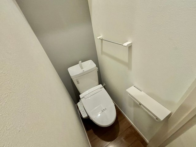 ＫＯＫＯＰＥＬＬＩ花田のトイレ