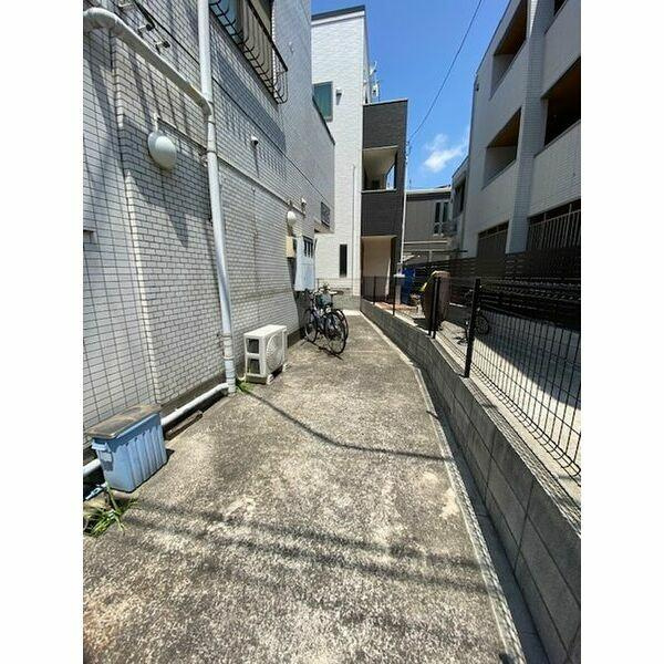 バイク置き場