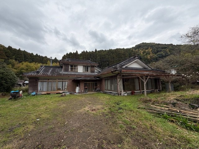 都城市安久町の中古一戸建の外観