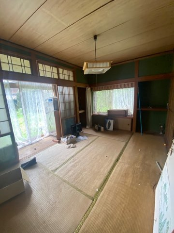 都城市安久町の中古一戸建の和室