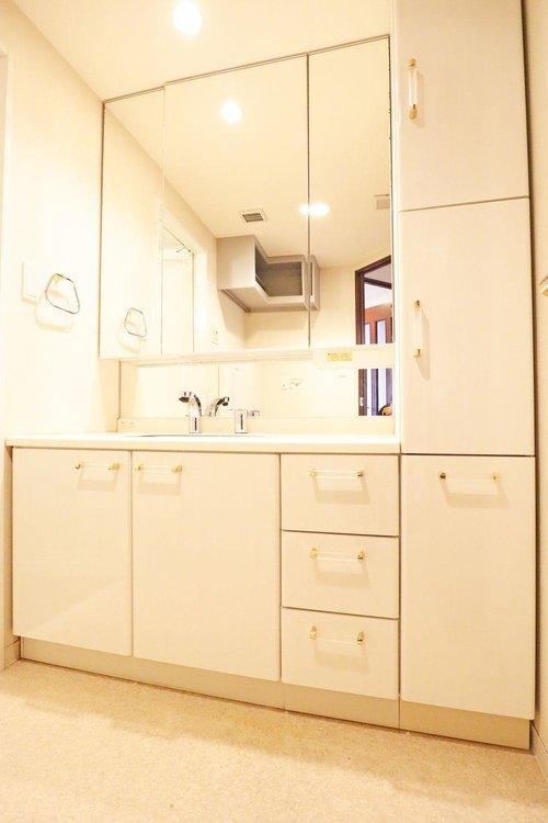 アルファステイツ五軒邸の洗面所|洗面化粧台